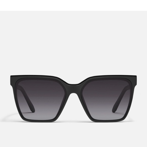 Quay sunglasses Level up Black Frame / Smoke Polarized Lens - Picture 1 of 6